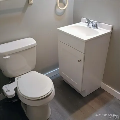 $2,200 | 227 Hixson Avenue, Syracuse, NY 13206