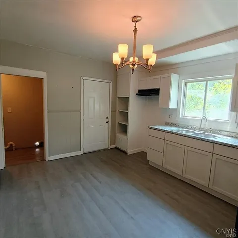 $2,200 | 227 Hixson Avenue, Syracuse, NY 13206