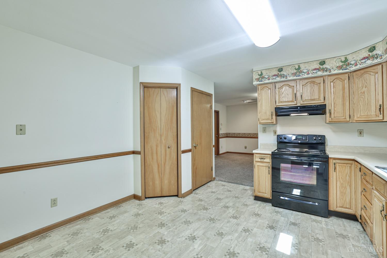 7399 Princeton Road Middletown, OH 45044 - Photo 15 of 43