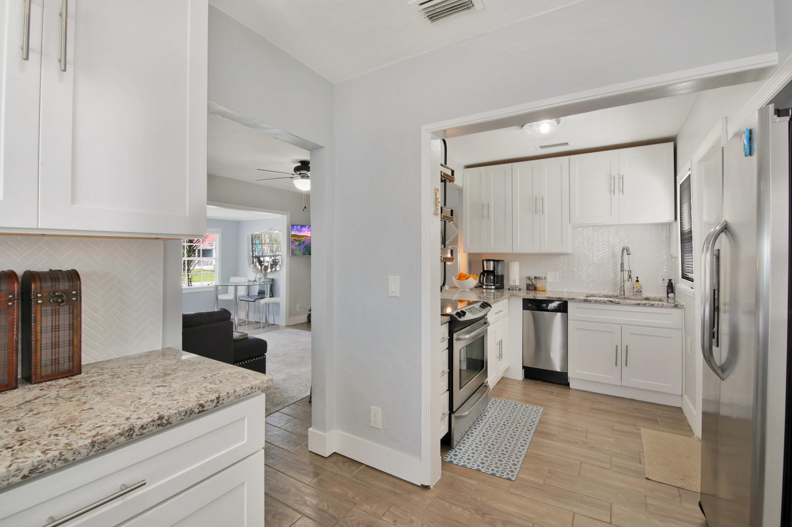 830 Hampton Road West Palm Beach, FL 33405 - Photo 11 of 27 11_Image_11_mls