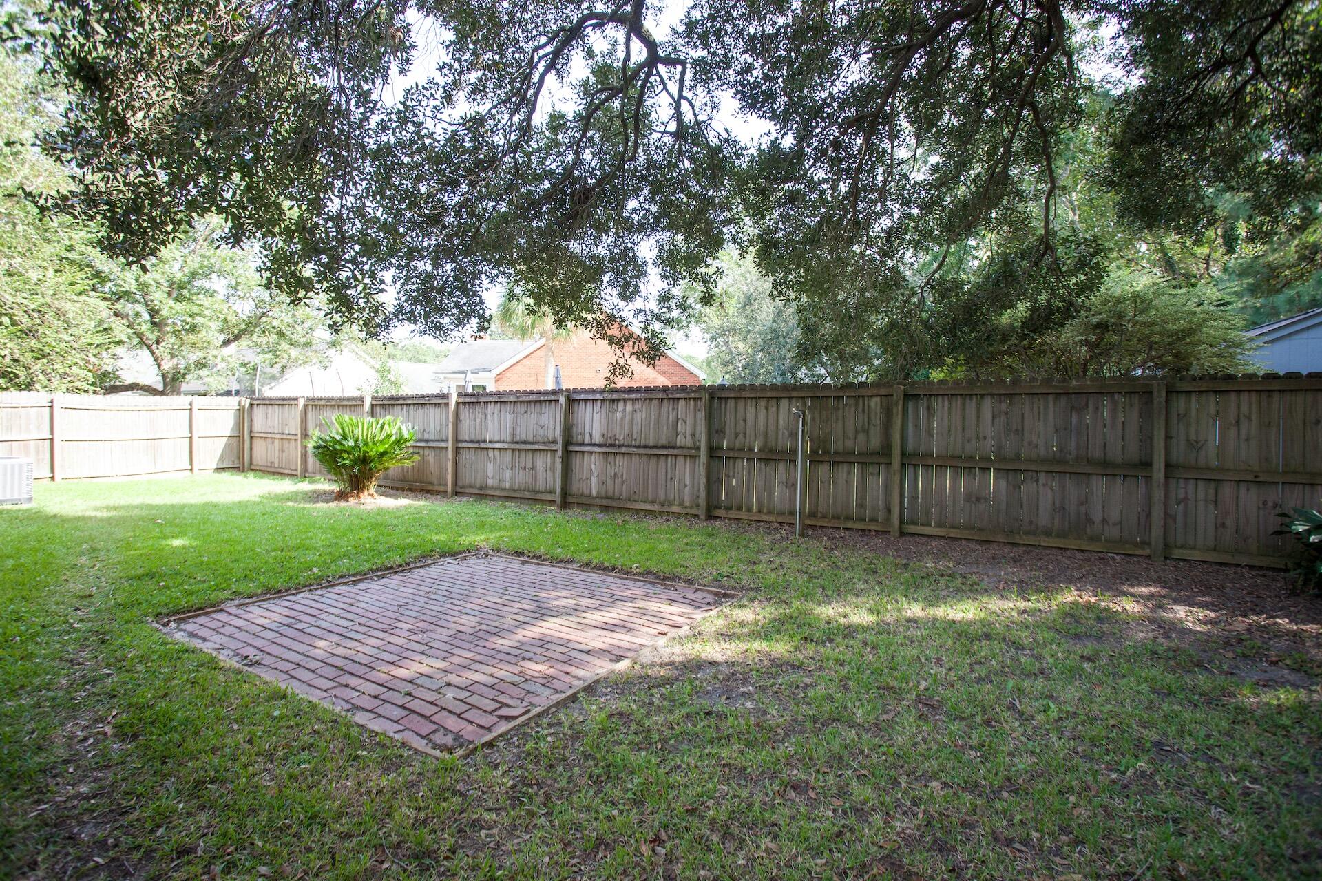 1587 Wakendaw Road Mount Pleasant, SC 29464 - Photo 24 of 35 1587Wakendaw-17