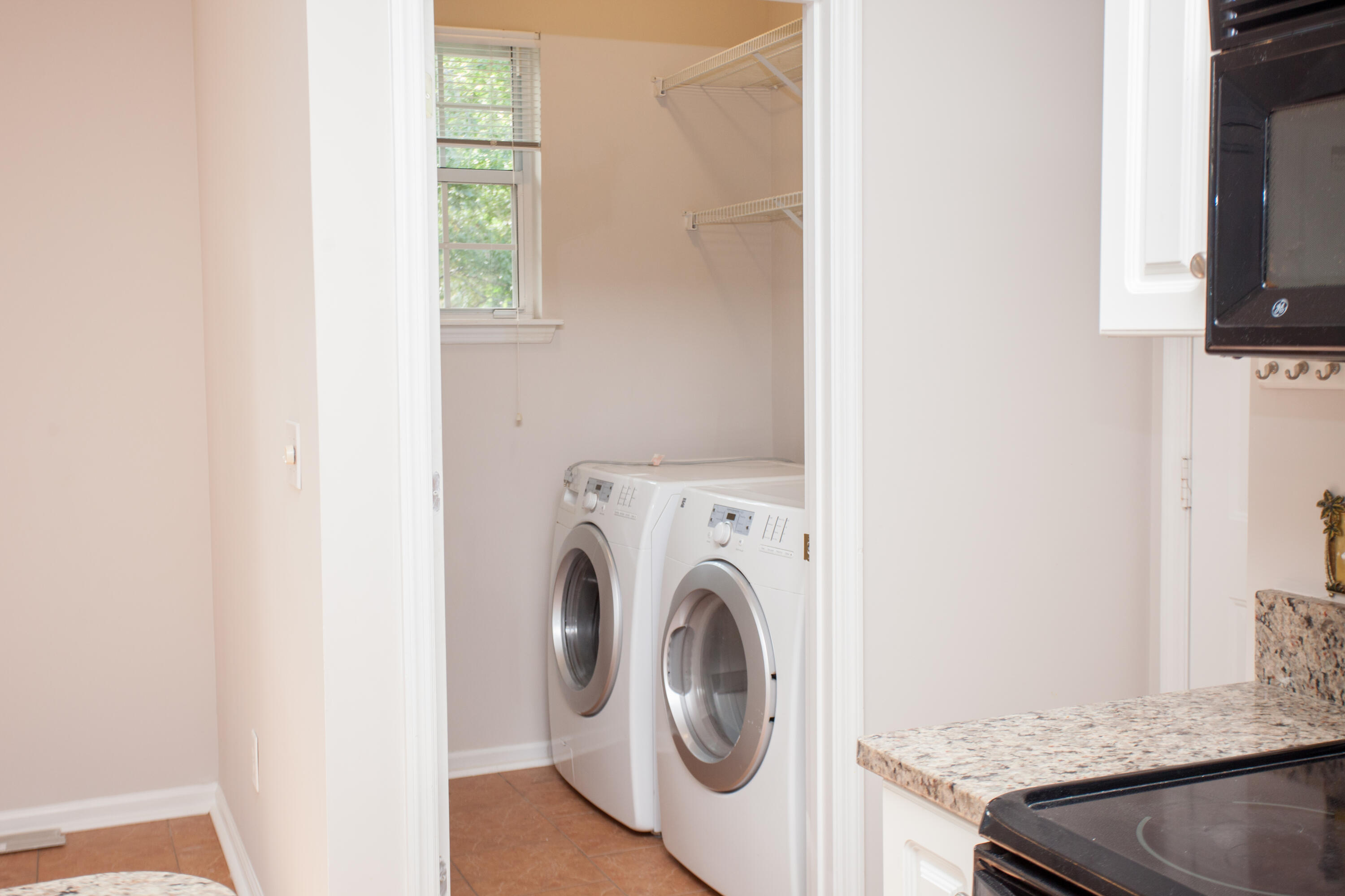 1587 Wakendaw Road Mount Pleasant, SC 29464 - Photo 9 of 35 1587Wakendaw-35