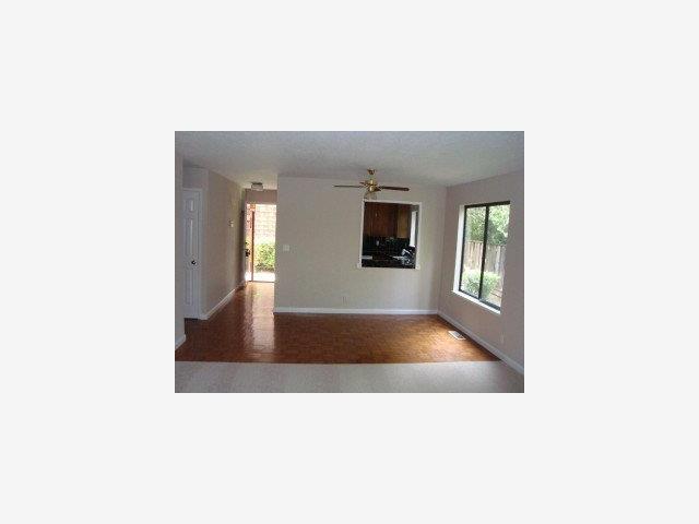 1555 Hecker Pass Road, Unit E102 Gilroy, CA 95020 - Photo 6 of 9 Gallery Image 6