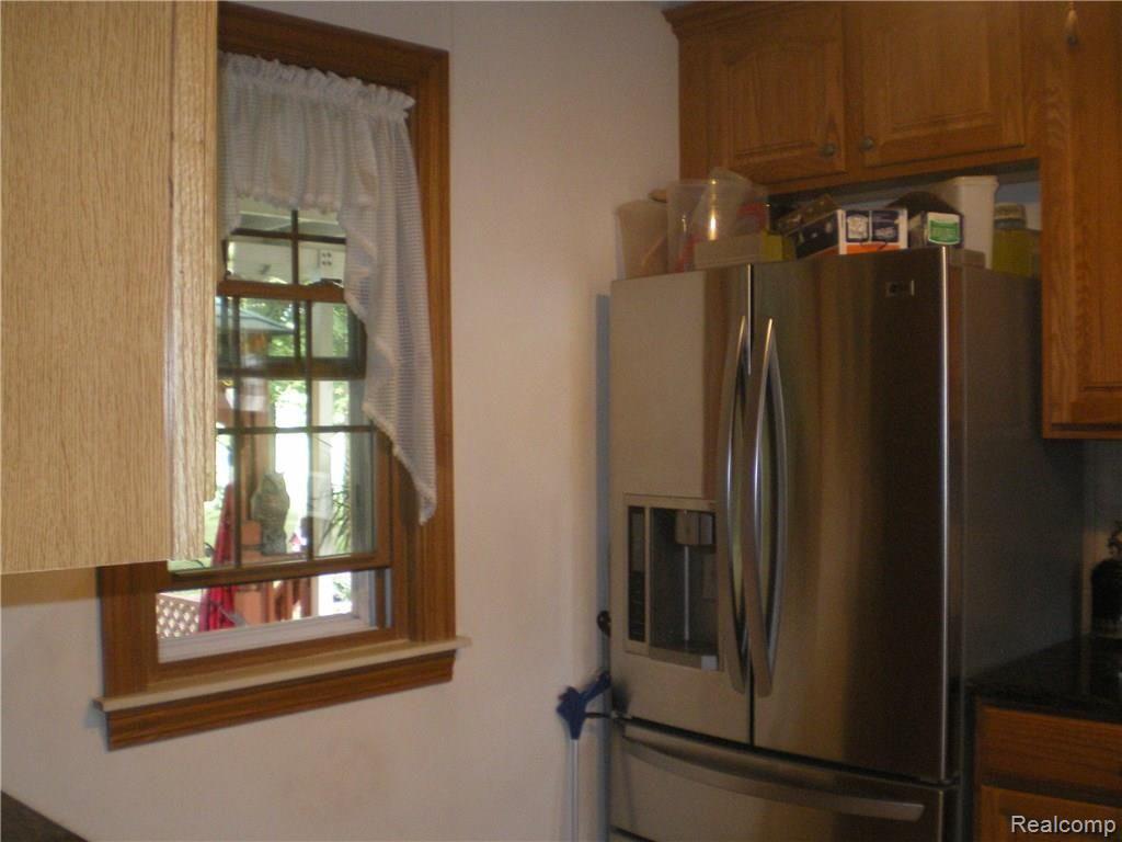 31525 West Road New Boston, MI 48164 - Photo 13 of 27 IMGP0195.JPG