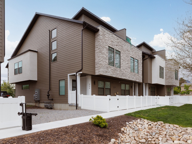 556 East 7215 South Midvale, UT 84047 - Photo 1 of 45