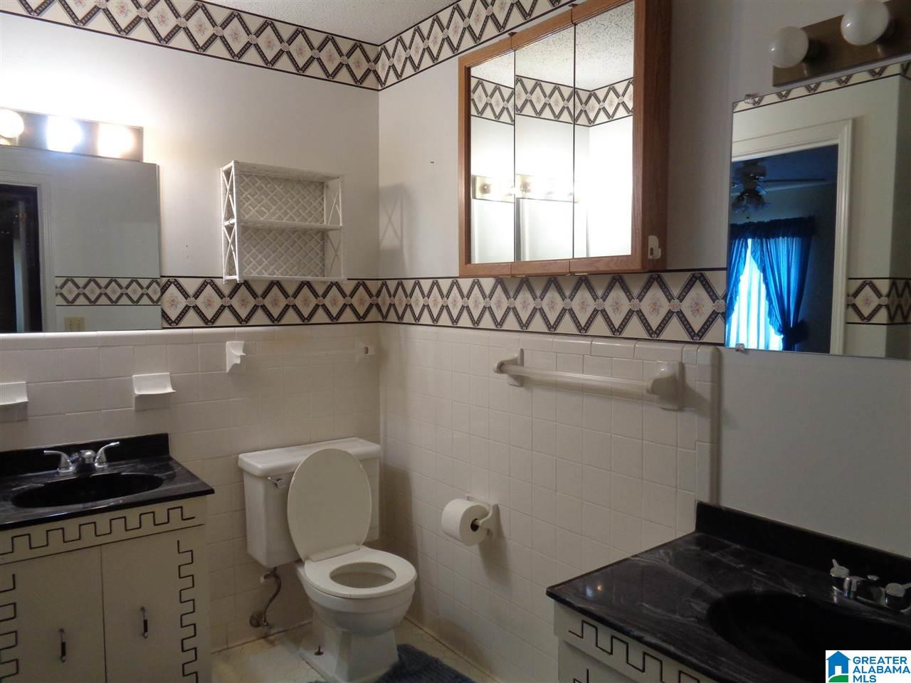 320 Ivy Avenue Bessemer, AL 35023 - Photo 13 of 24