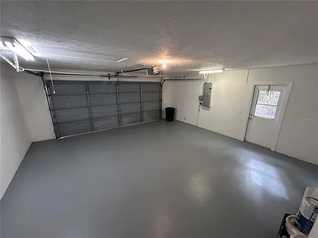 $2,300 | 8448 Southwest 196th Avenue Road, Dunnellon, FL 34432