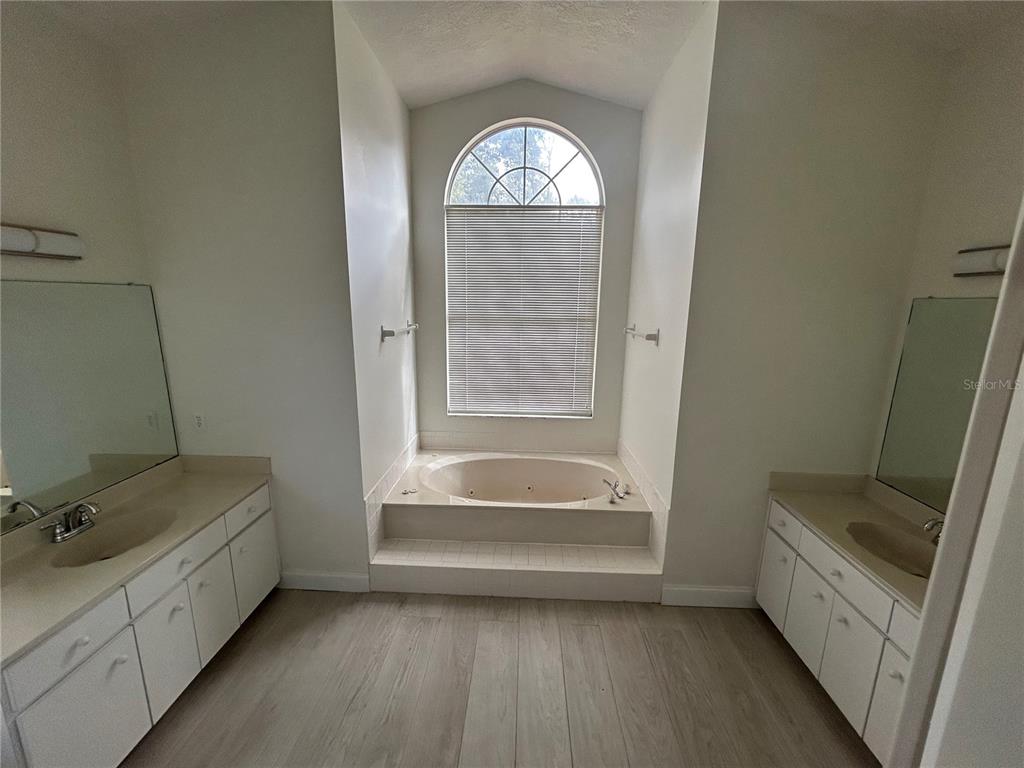 8448 Southwest 196th Avenue Road Dunnellon, FL 34432 - Photo 21 of 32