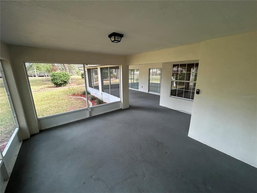 8448 Southwest 196th Avenue Road Dunnellon, FL 34432 - Photo 25 of 32