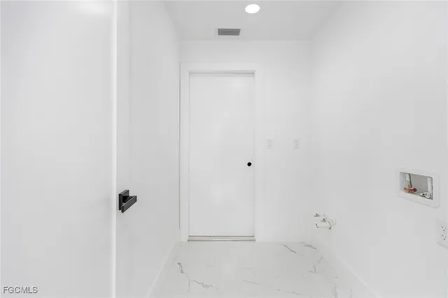 $1,950 | 2505 39th Street Southwest, Lehigh Acres, FL 33976