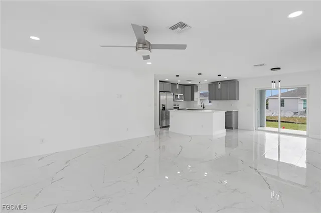 $1,950 | 2505 39th Street Southwest, Lehigh Acres, FL 33976