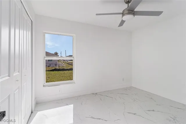 $1,950 | 2505 39th Street Southwest, Lehigh Acres, FL 33976