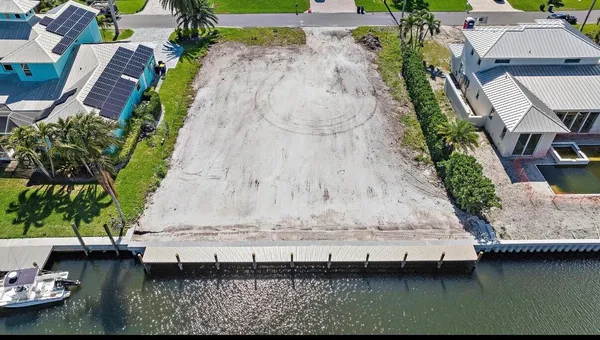 $1,550,000 | 8531 Southeast Driftwood Street, Hobe Sound, FL 33455