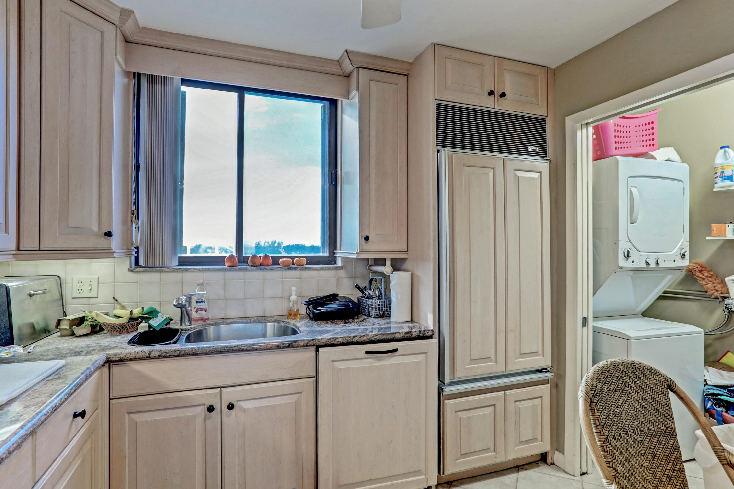 400 Ocean Trail Way, Unit 610 Jupiter, FL 33477 - Photo 8 of 32 Kitchen