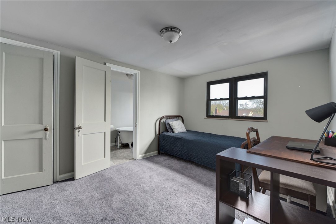 3187 Ludlow Road Cleveland, OH 44120 - Photo 25 of 35