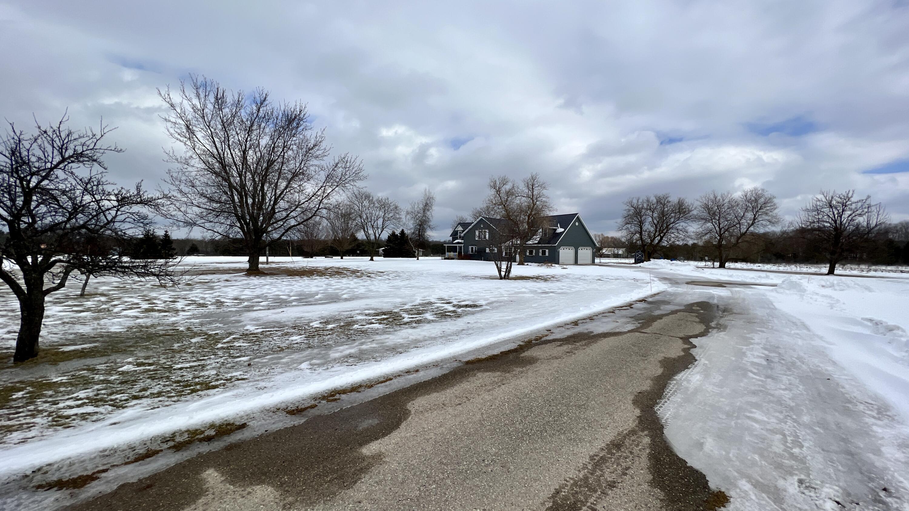 8045 South 39 Road Cadillac, MI 49601 - Photo 48 of 52 Greg Bosscher (49)