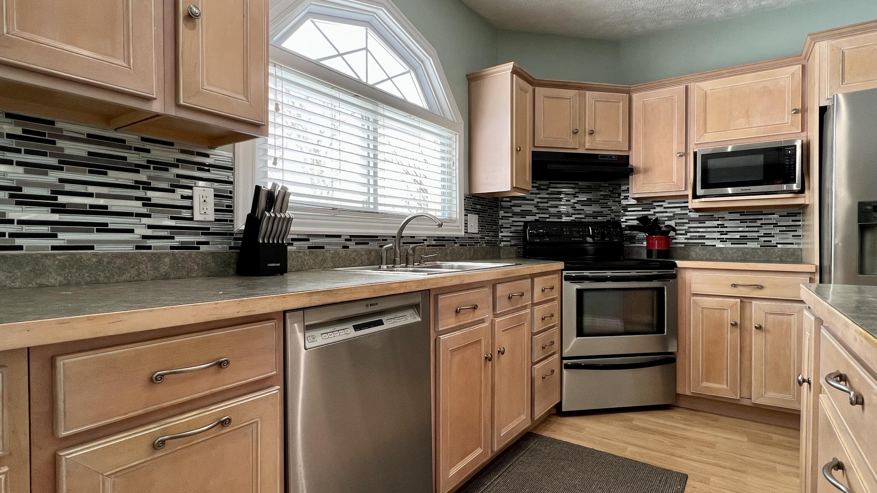 8045 South 39 Road Cadillac, MI 49601 - Photo 9 of 52 Greg Bosscher (5)