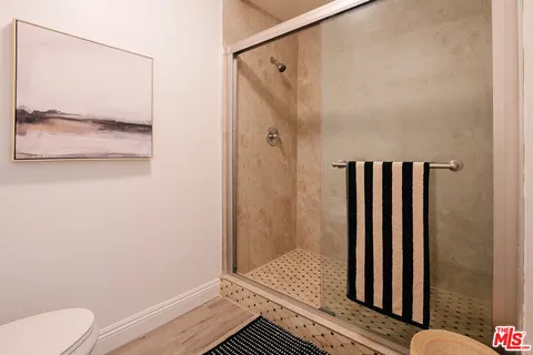 $899,000 | 466 Wren Drive, Los Angeles, CA 90065