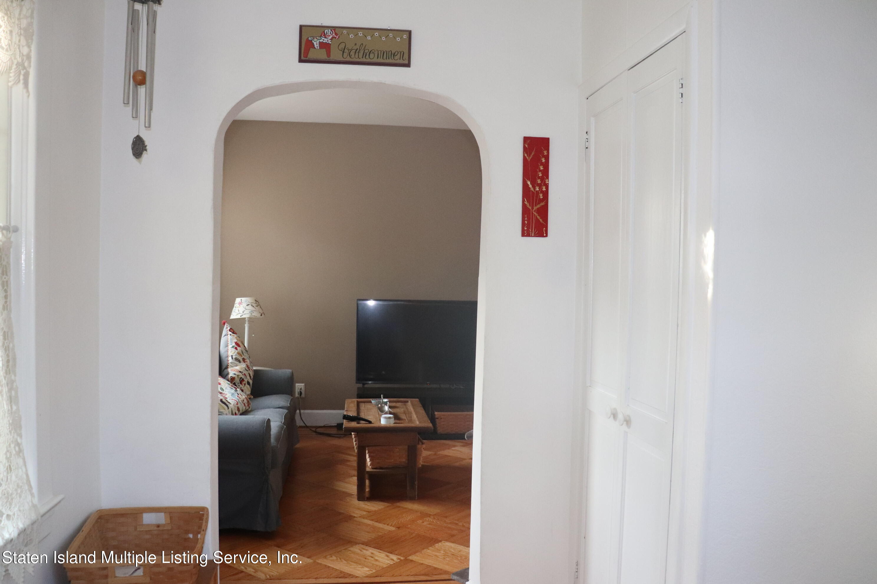 15 Edgewood Road Staten Island, NY 10308 - Photo 4 of 31 4