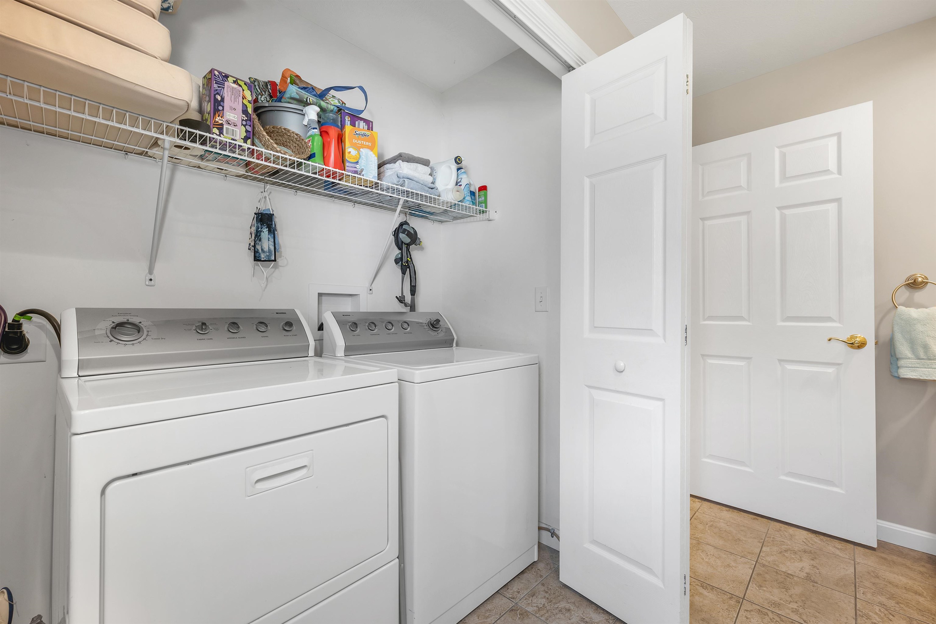 220 Arah Street Manchester, NH 03104 - Photo 18 of 58