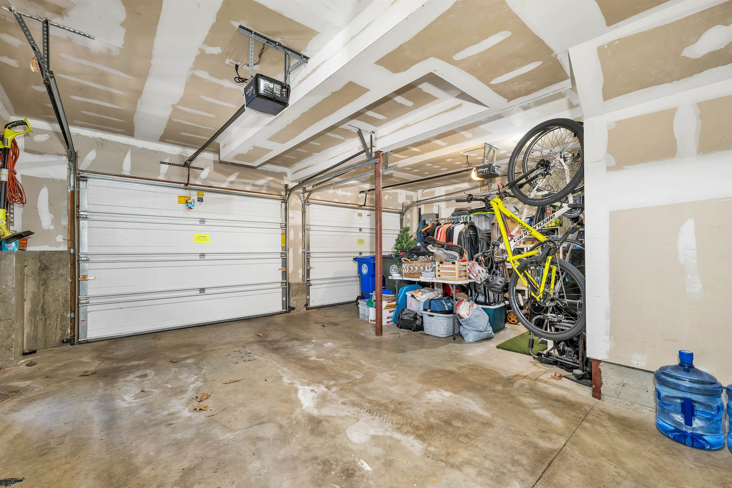 220 Arah Street Manchester, NH 03104 - Photo 43 of 58