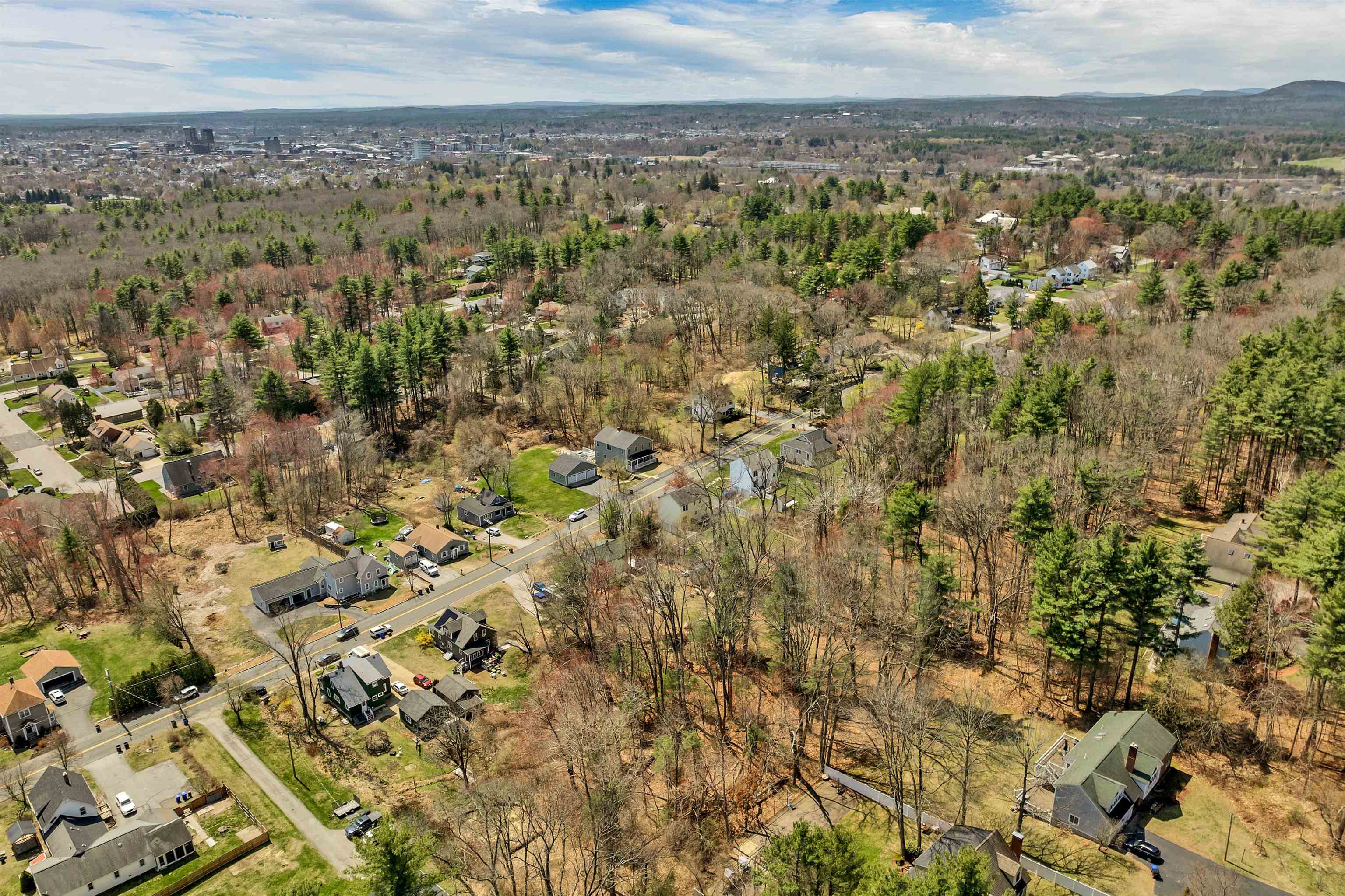 220 Arah Street Manchester, NH 03104 - Photo 49 of 58