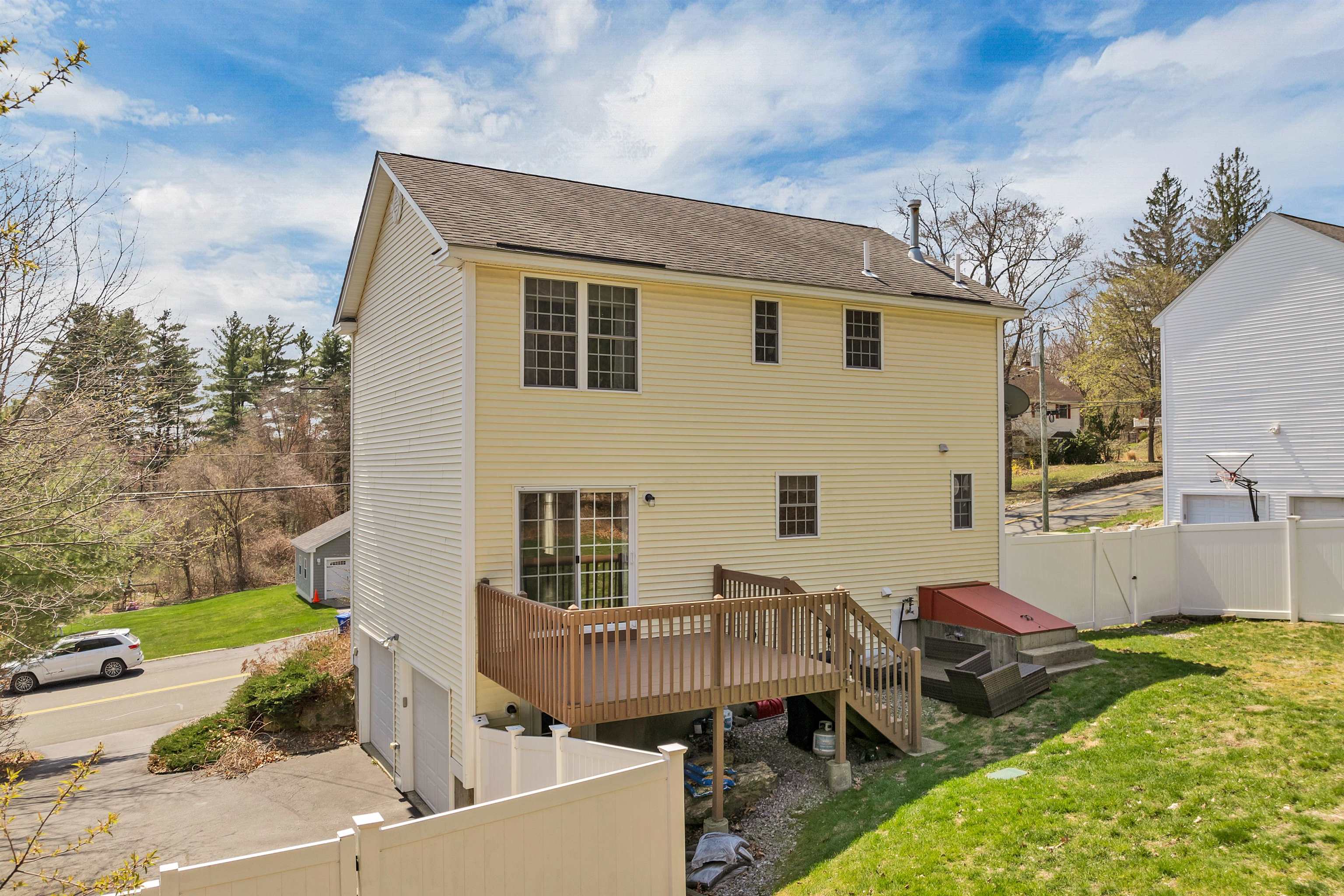 220 Arah Street Manchester, NH 03104 - Photo 55 of 58