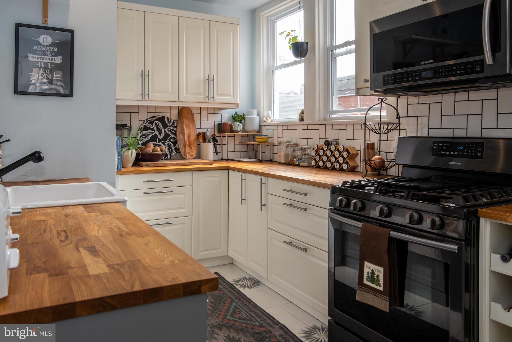 8424 Pembrook Road Philadelphia, PA 19128 - Photo 16 of 36