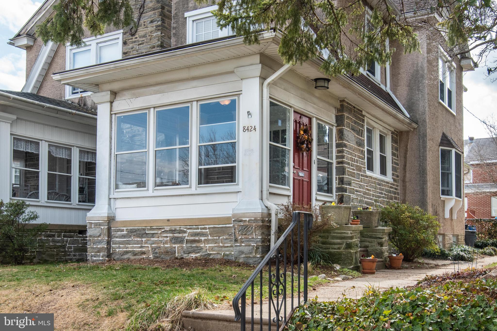 8424 Pembrook Road Philadelphia, PA 19128 - Photo 3 of 36