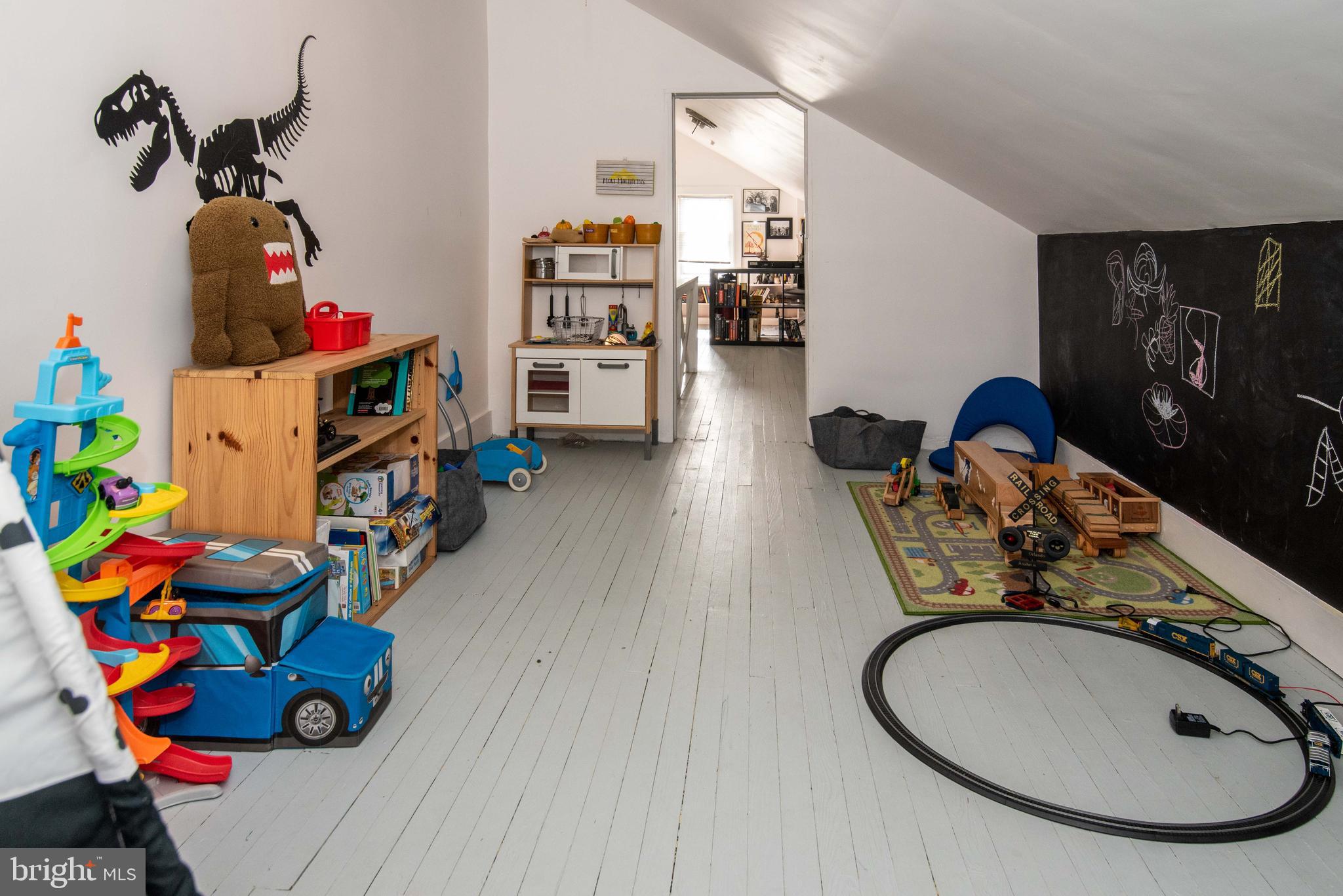 8424 Pembrook Road Philadelphia, PA 19128 - Photo 32 of 36