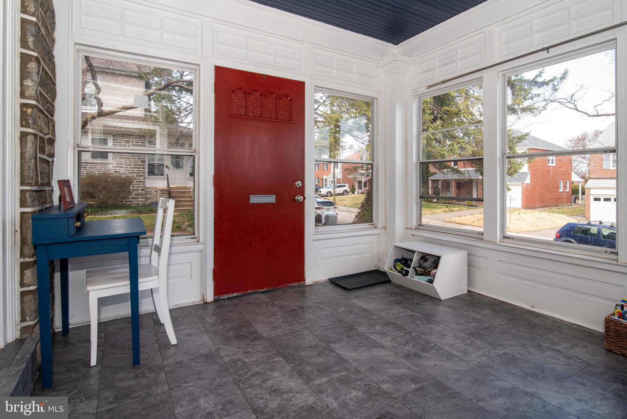 8424 Pembrook Road Philadelphia, PA 19128 - Photo 4 of 36