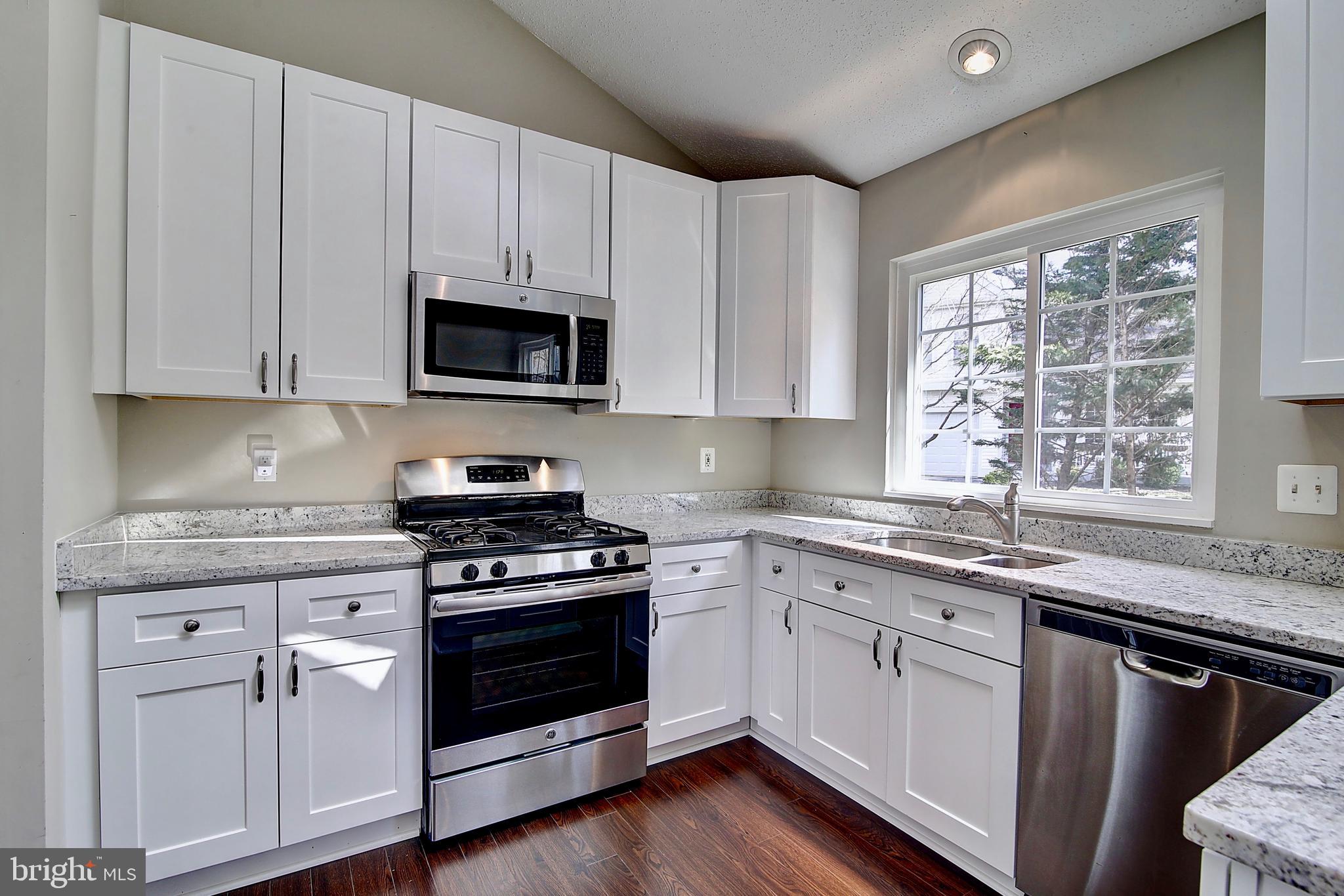 378 Deer Path Avenue Southwest Leesburg, VA 20175 - Photo 15 of 34 Kitchen