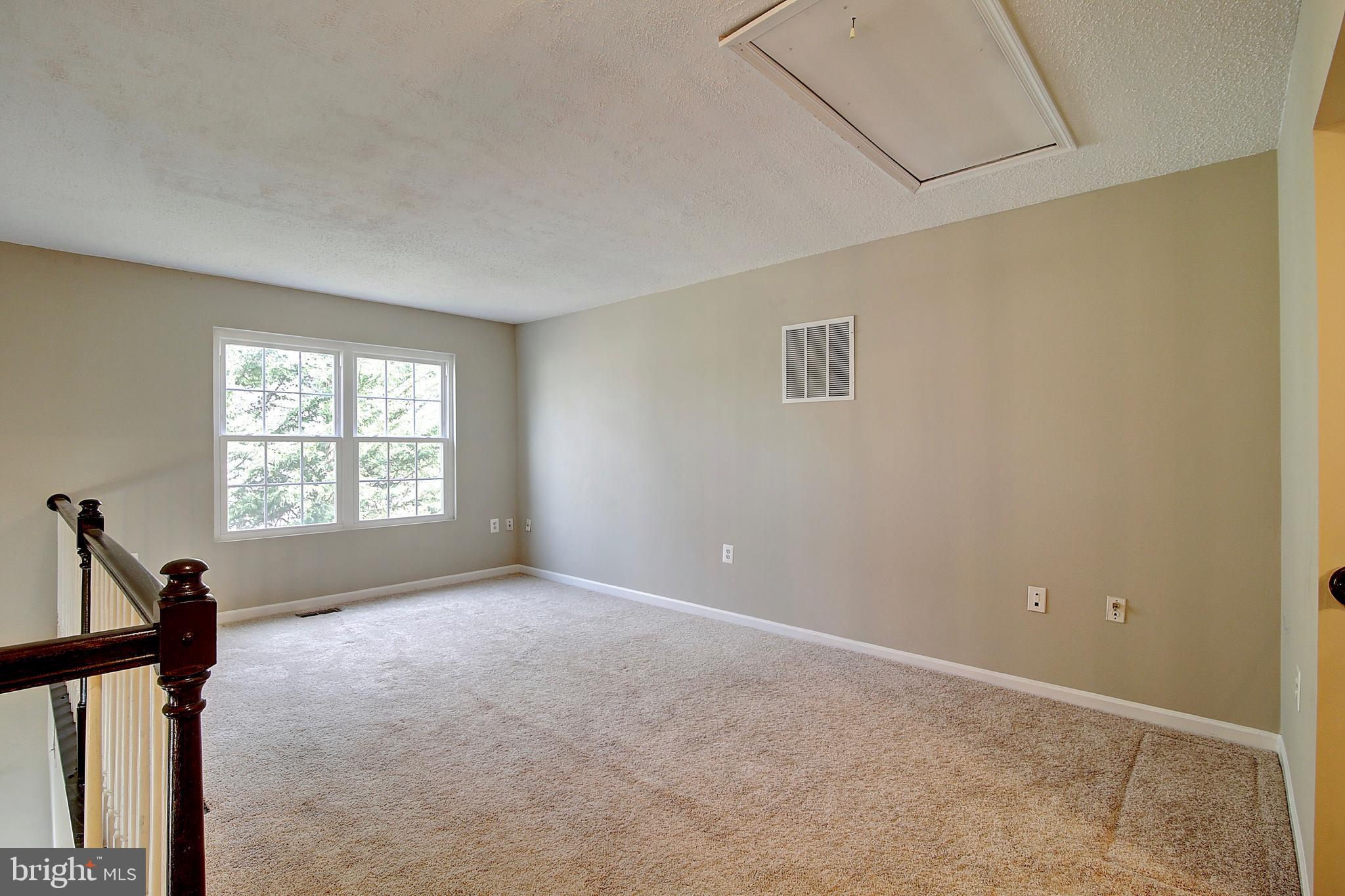 378 Deer Path Avenue Southwest Leesburg, VA 20175 - Photo 29 of 34 Loft