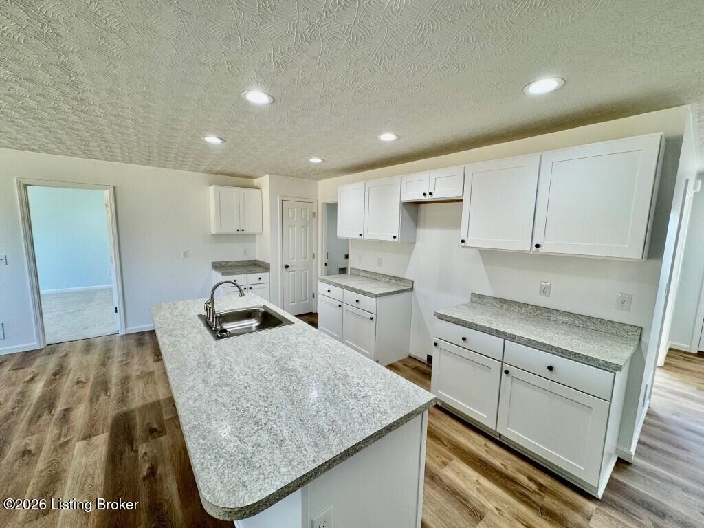 140 Brookside Drive Springfield, KY 40069 - Photo 7 of 35 006_Kitchen