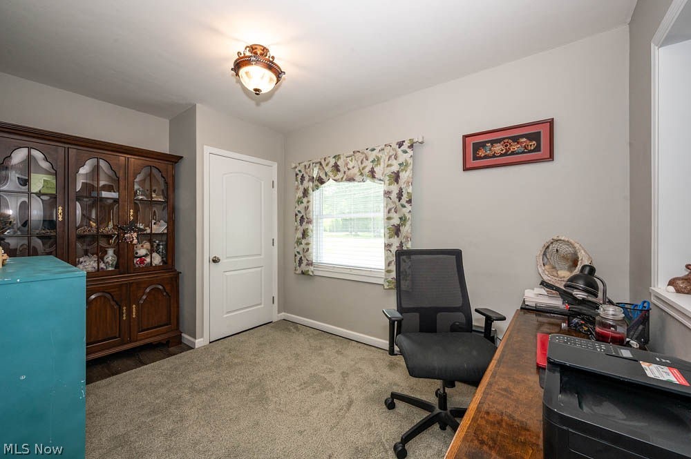 2279 Reeves Road Northeast Warren, OH 44483 - Photo 15 of 43