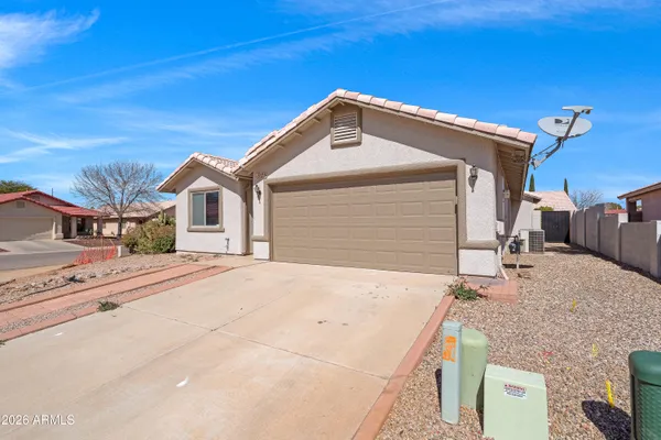 $1,925 | 5275 Sonora Street, Sierra Vista, AZ 85635