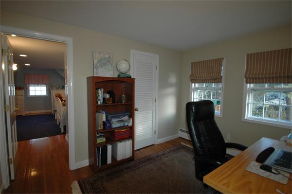 65 Ridge Road Milton, MA 02186 - Photo 13 of 18 Gallery Image 13