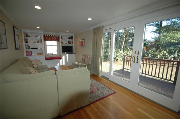 65 Ridge Road Milton, MA 02186 - Photo 7 of 18 Gallery Image 7