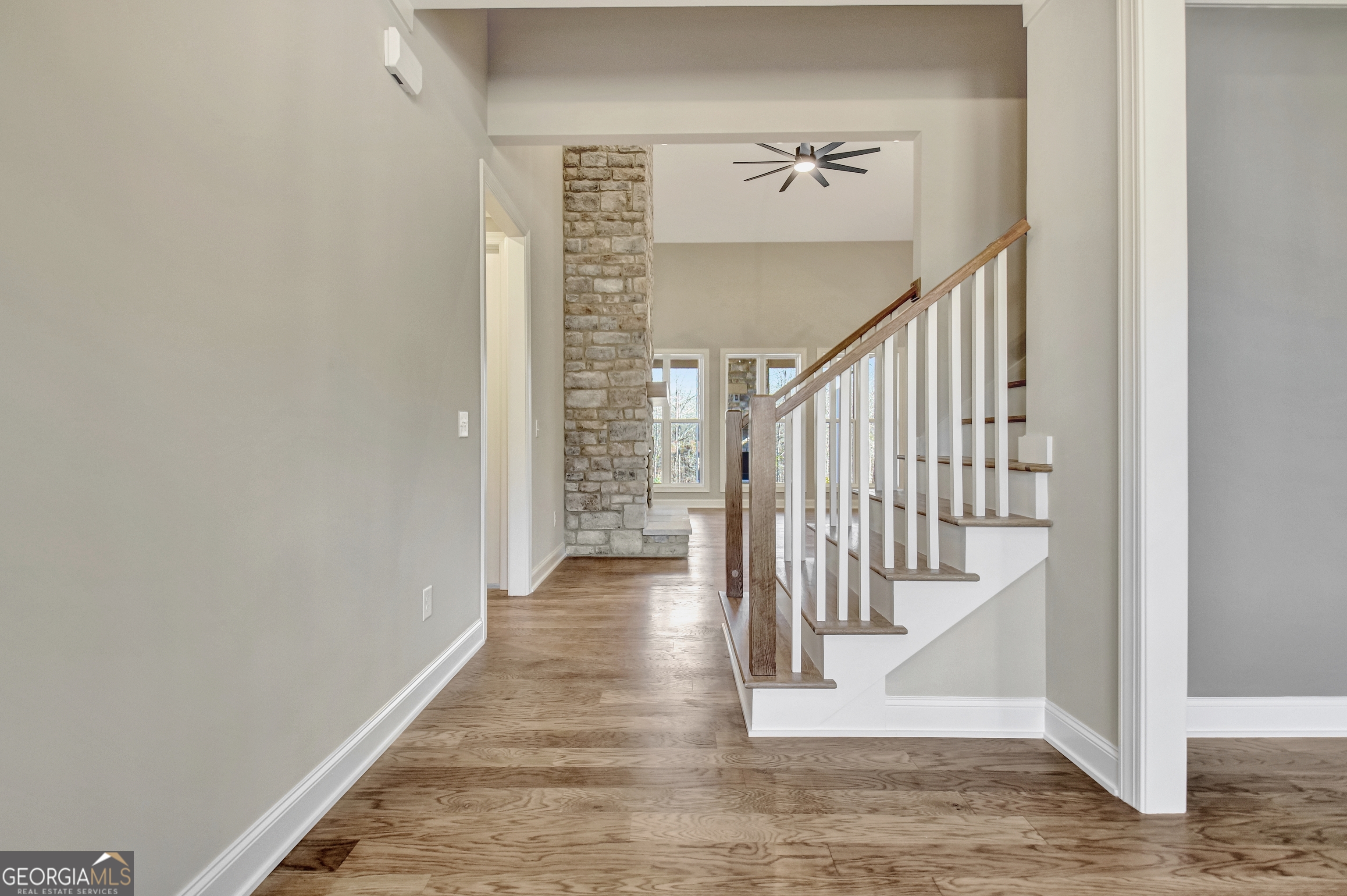 355 Werner Way Senoia, GA 30276 - Photo 15 of 118 a view of entryway