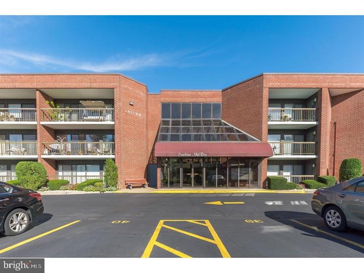 2131 Welsh Road, Unit 115 Philadelphia, PA 19115 - Photo 2 of 26 Gallery Image 2
