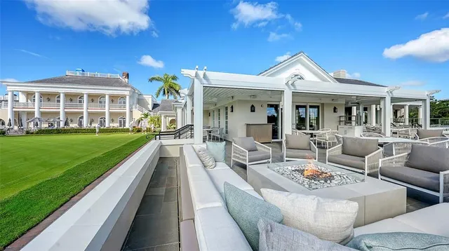 $980,000 | 227 St James Park, Osprey, FL 34229