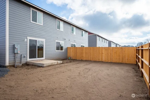 $589,000 | 609-611 South Pine Avenue, Warden, WA 98857