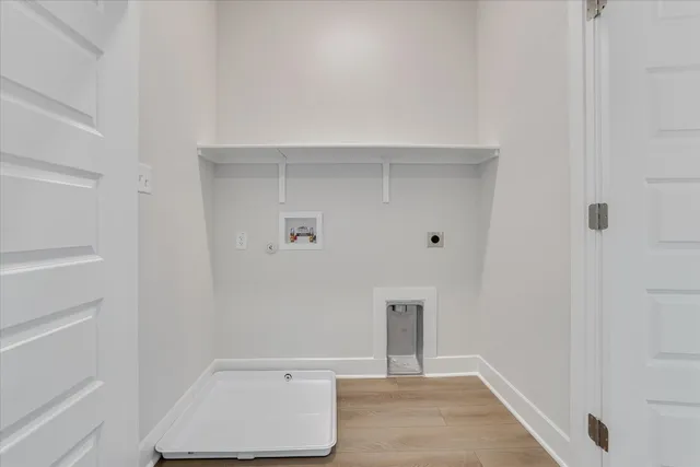 $268,990 | 515 Emory Xing Boulevard, Hutto, TX 78634