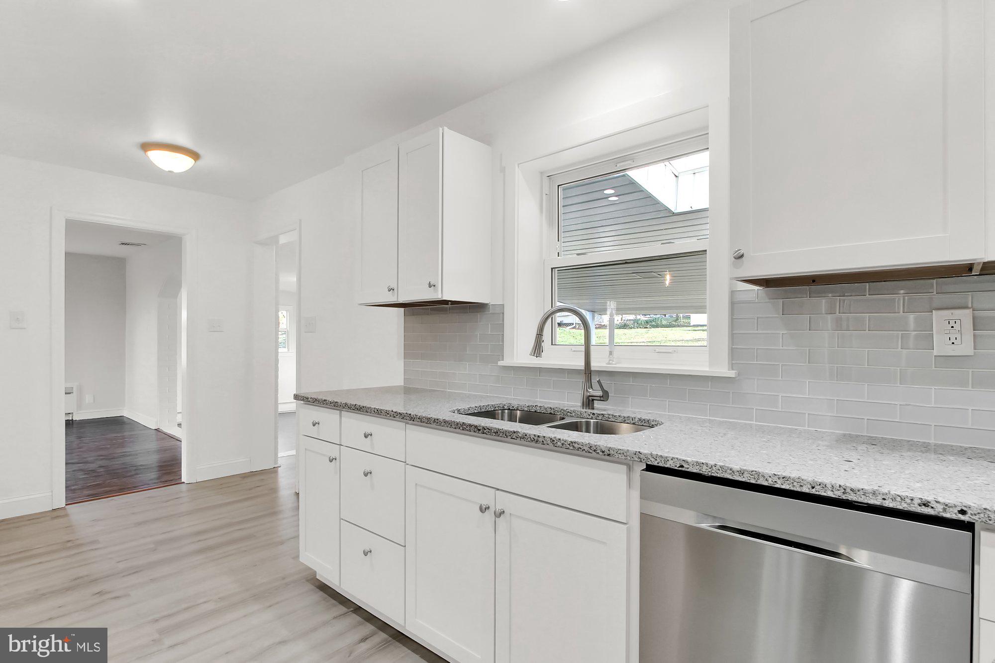 118 Highland Road York, PA 17403 - Photo 14 of 28 Gallery Image 14