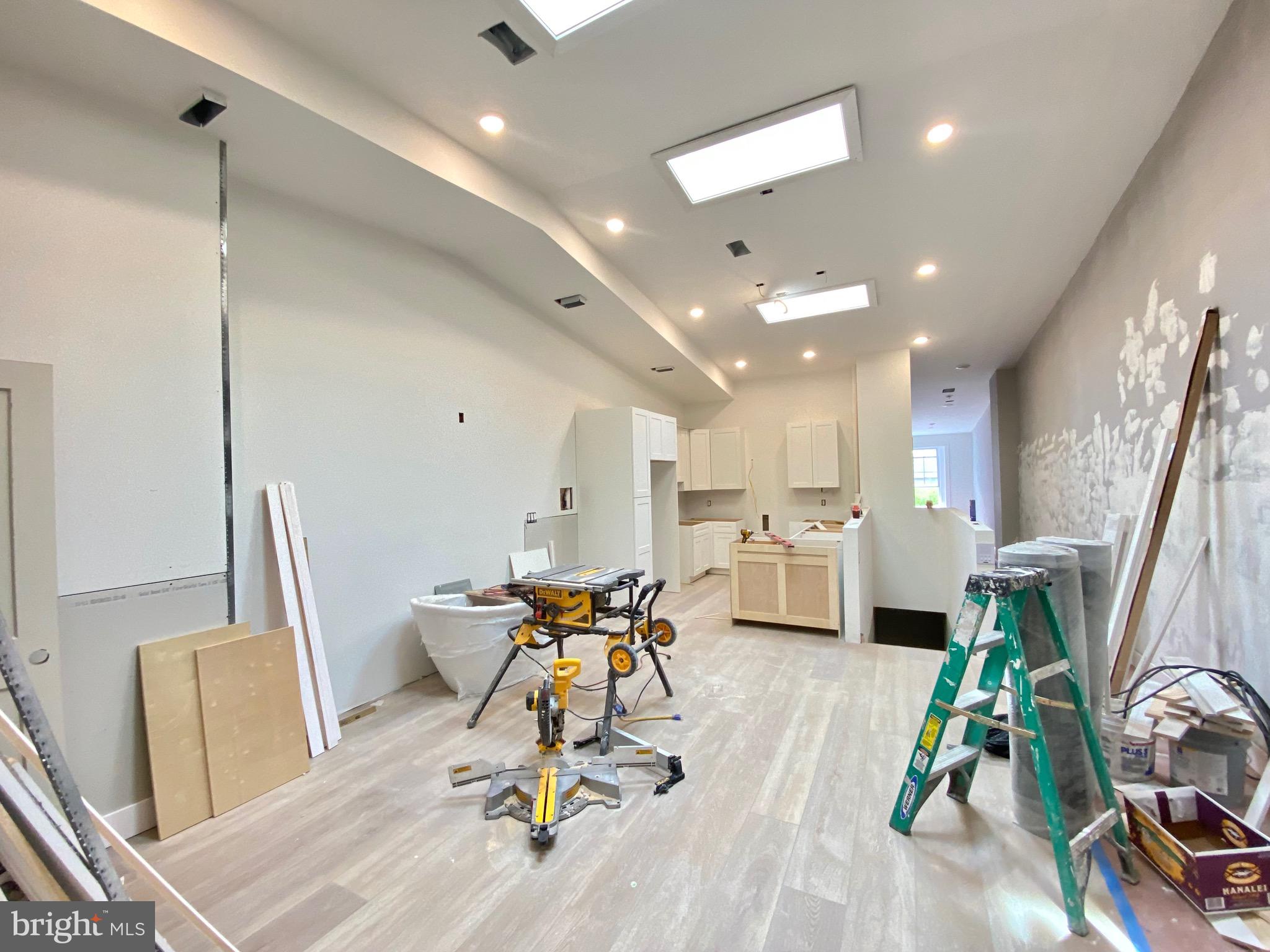 120 North 3rd Street, Unit 4 Philadelphia, PA 19106 - Photo 1 of 23