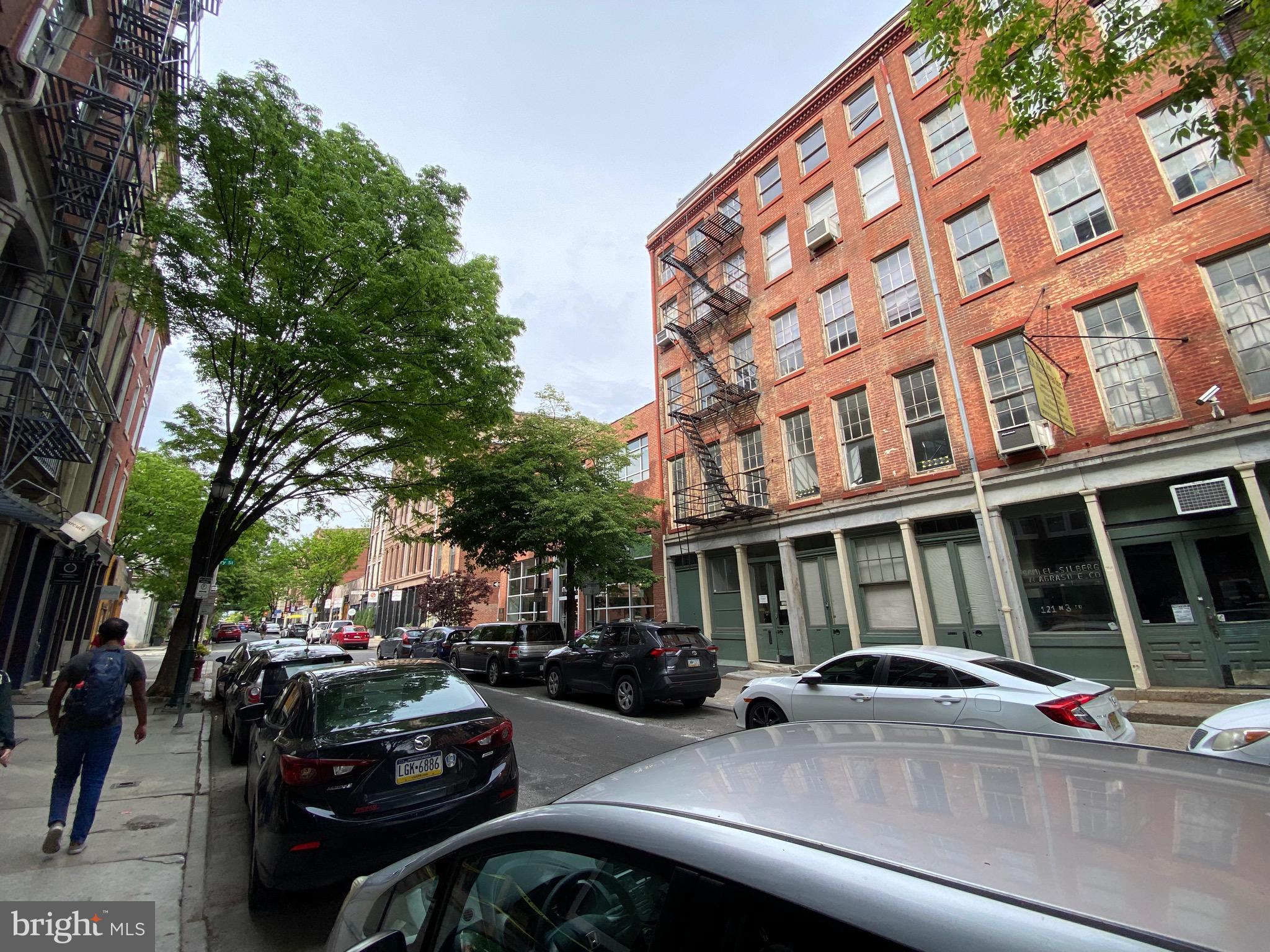 120 North 3rd Street, Unit 4 Philadelphia, PA 19106 - Photo 4 of 23