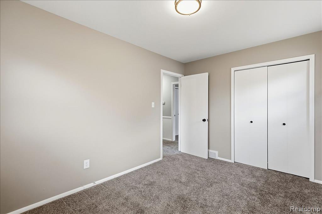 2160 Phillips Road Auburn Hills, MI 48326 - Photo 20 of 48