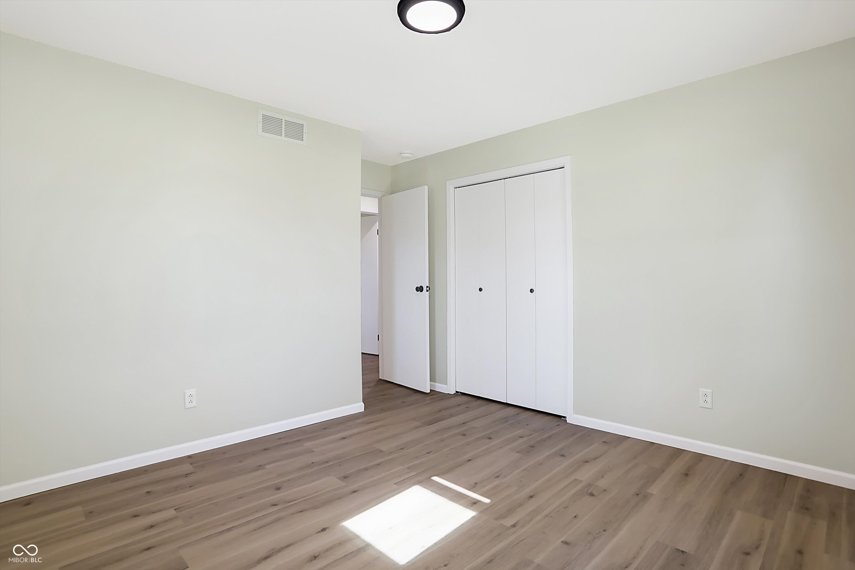 6848 Five Points Road Indianapolis, IN 46237 - Photo 31 of 59 Gallery Image 31