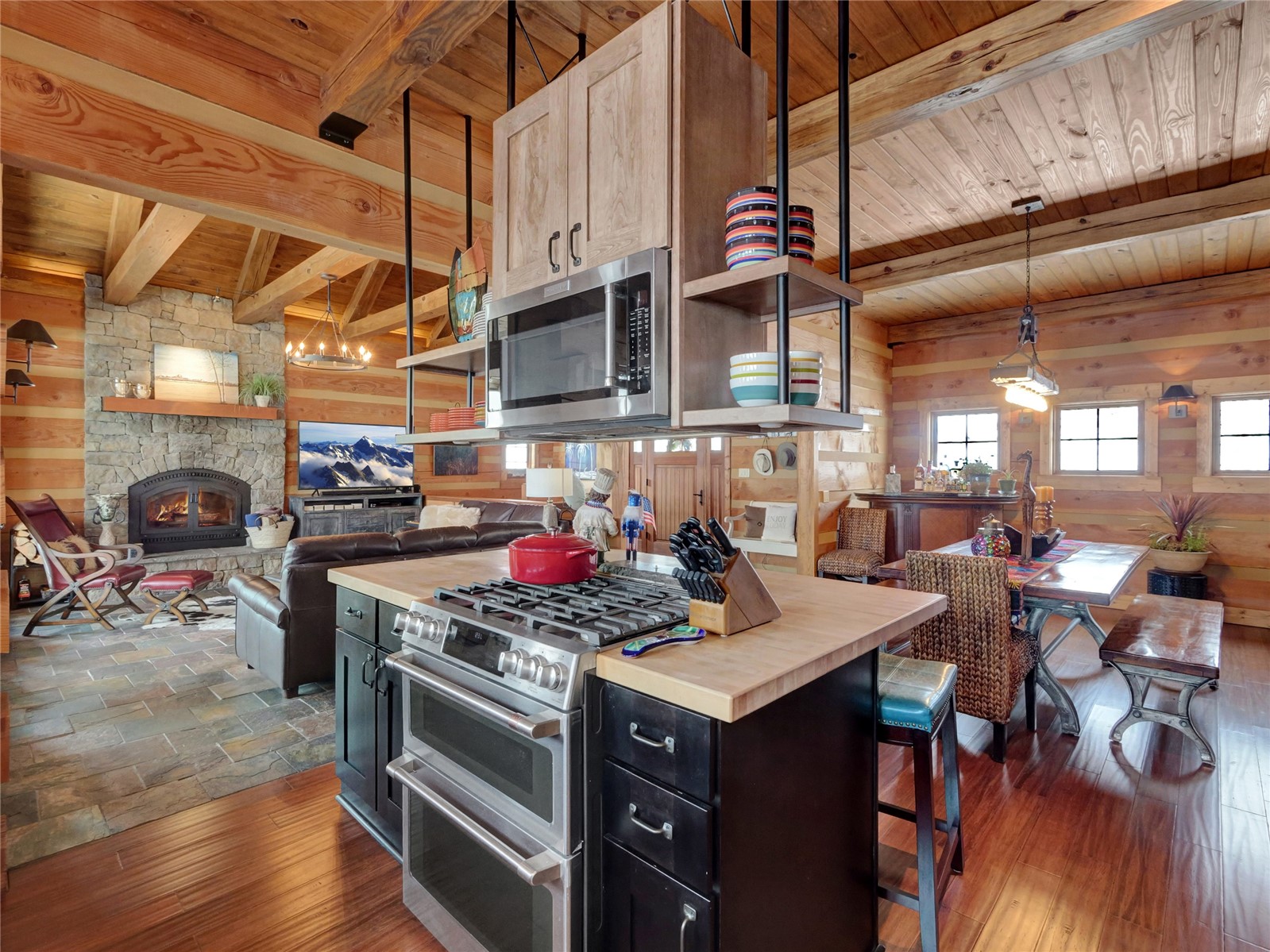 106 Crescent Road Silverthorne, CO 80498 - Photo 8 of 34 Gallery Image 8
