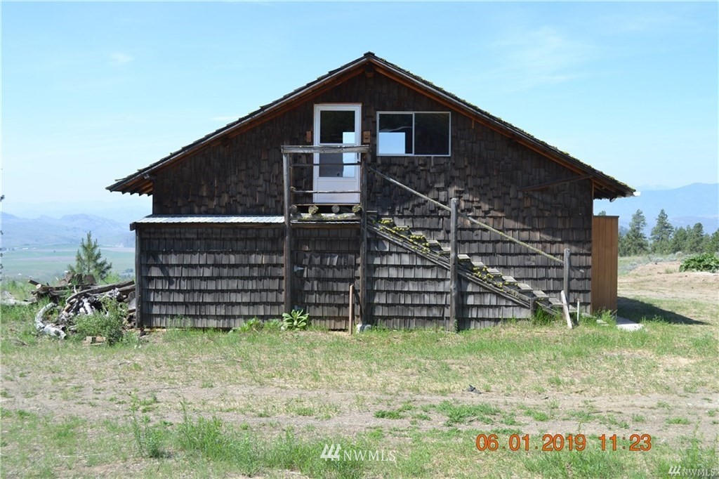 838 Havillah Road Tonasket, WA 98855 - Photo 3 of 16 Gallery Image 3